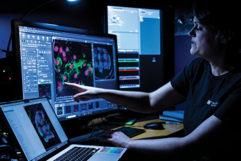 ChemE student Kristen Bennett conducting research in the Nance lab